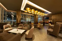 Zealax Hotel & Residence