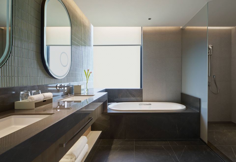 Hyatt Place Huangshan Train StationSpecialty King Bed