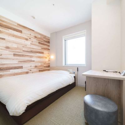 ダブルルーム(シャワー付) スーパーホテル京都・四条河原町　天然温泉「御所の湯」 クーポン