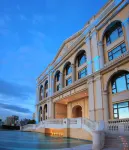 Sofitel Macau at Ponte 16 Hotele w: 