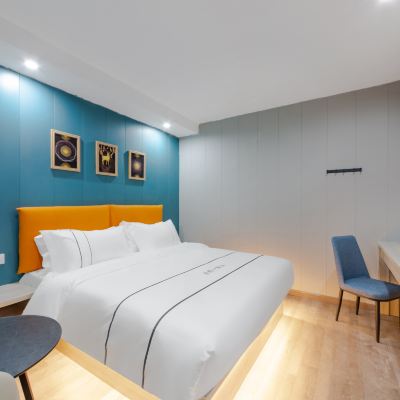 棲雲丨築夢精選大床房 依瀾飯店（武漢天河機場店）優惠