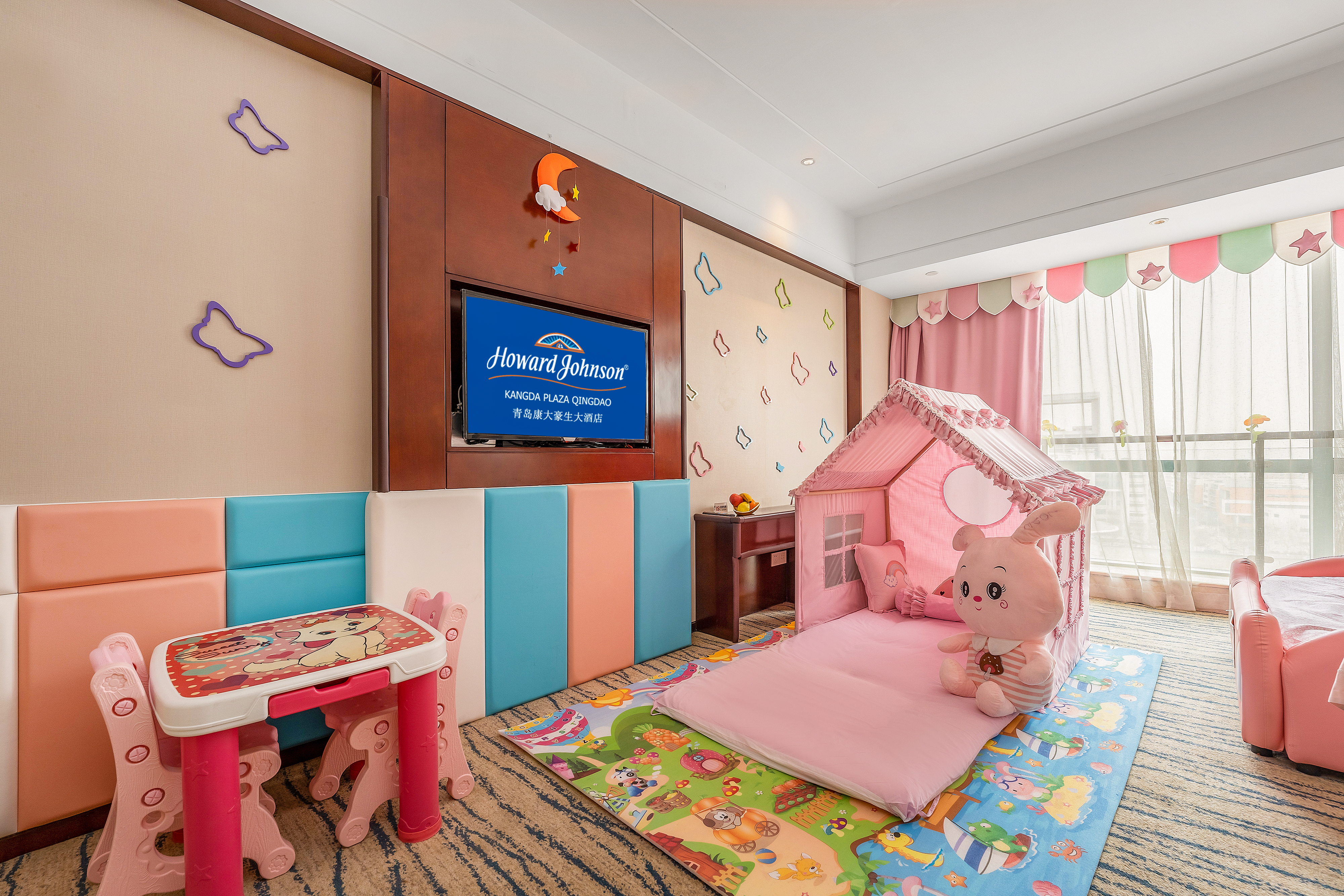 亲子主题套房【童趣盎然】+【宽绰大床】