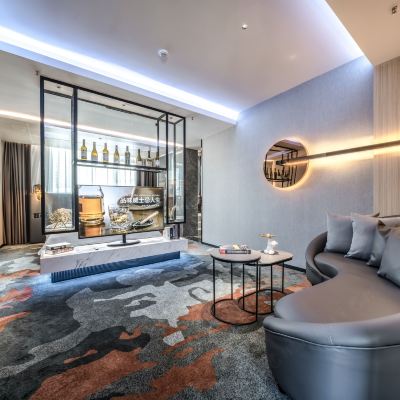 尊享智能豪華大床房【深泡浴缸丨空氣凈化器丨全景窗】 INNXY·楹汐飯店（龍崗雙龍地鐵站店）優惠