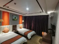 Hot Spring Holiday Hotel