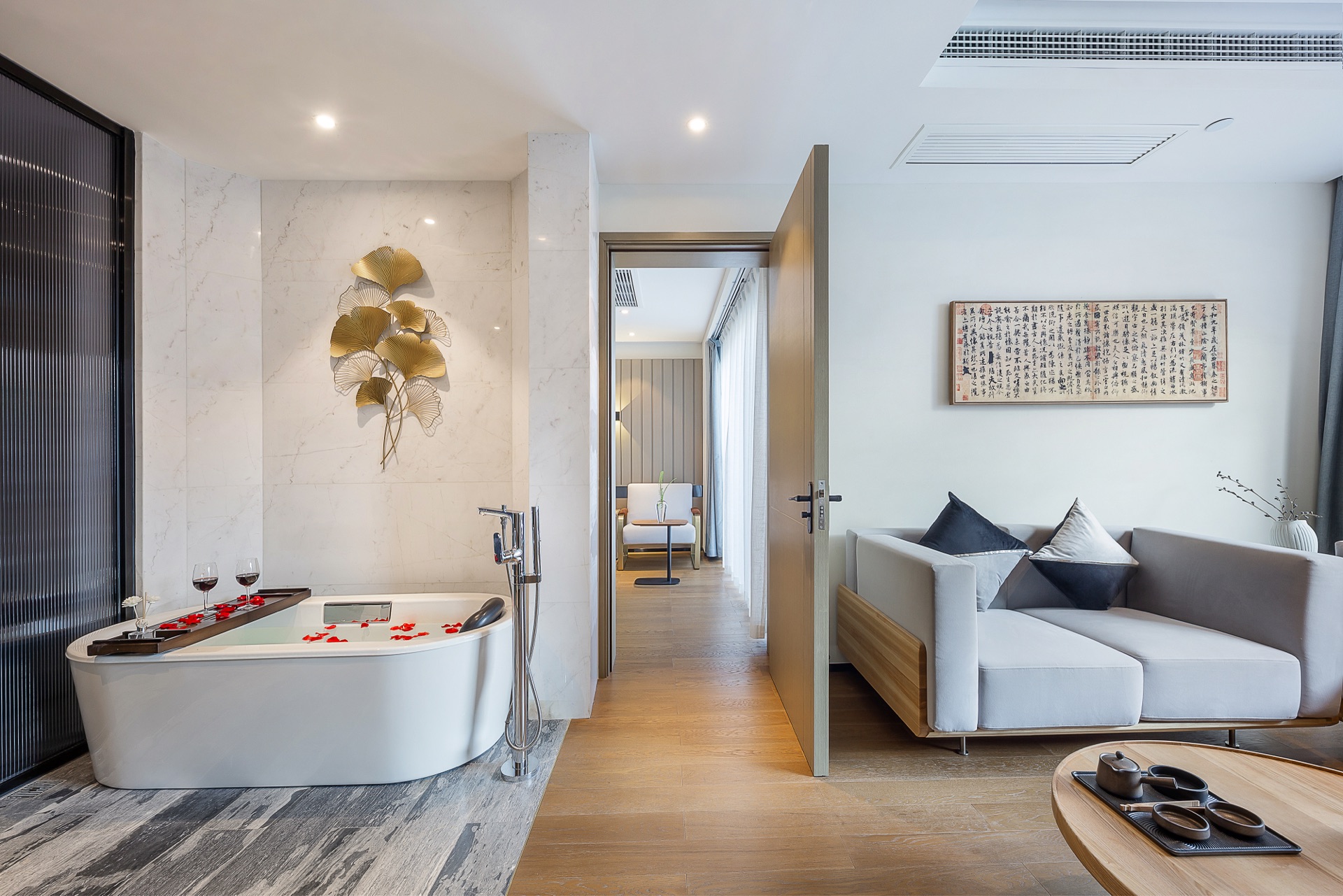 三闲集-露台观景套房（泡泡浴缸+落地窗+高端洗护）