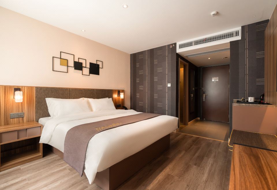 大床房【英倫風格，55寸可投屏電視】