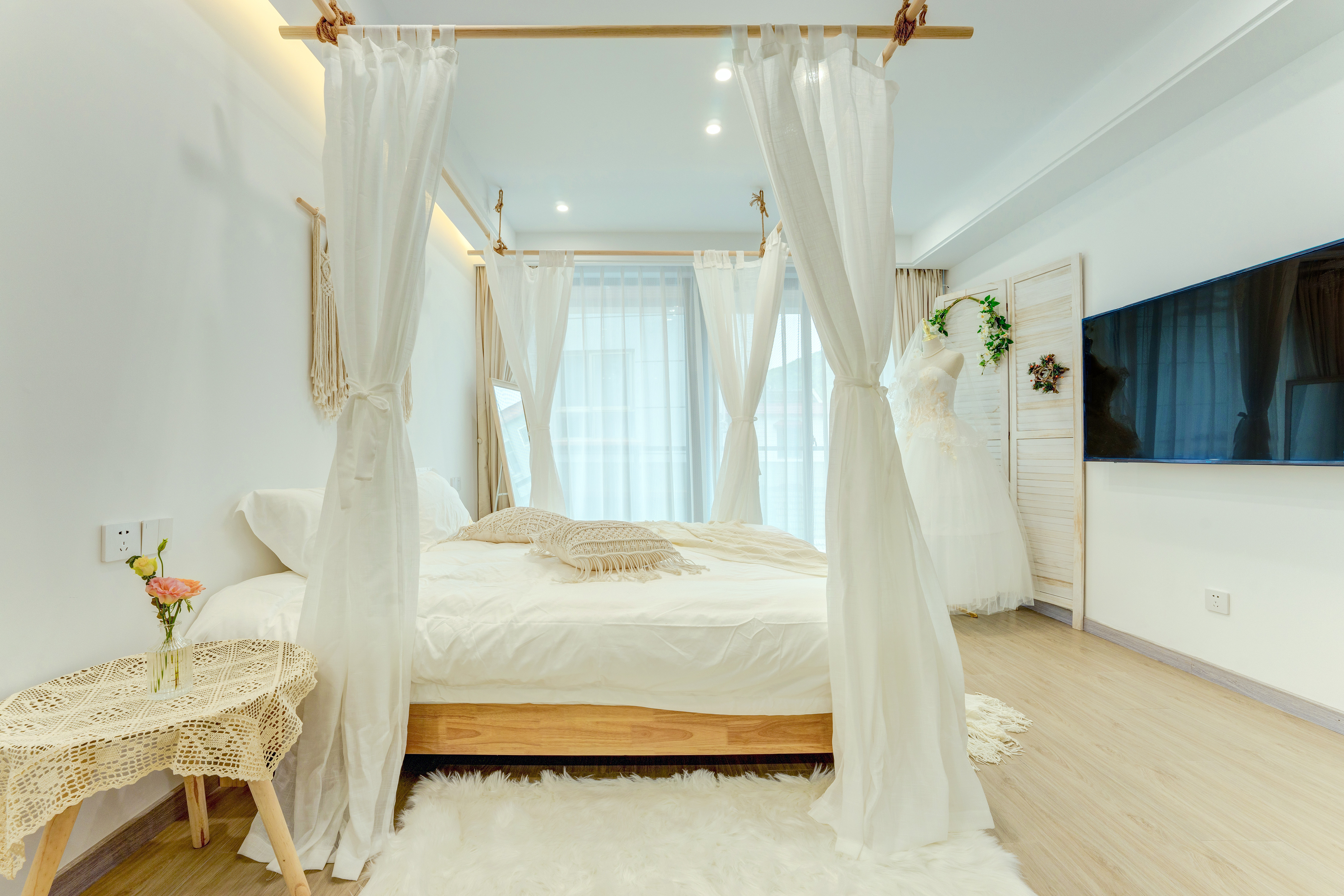 慕白-浪漫婚纱大床房