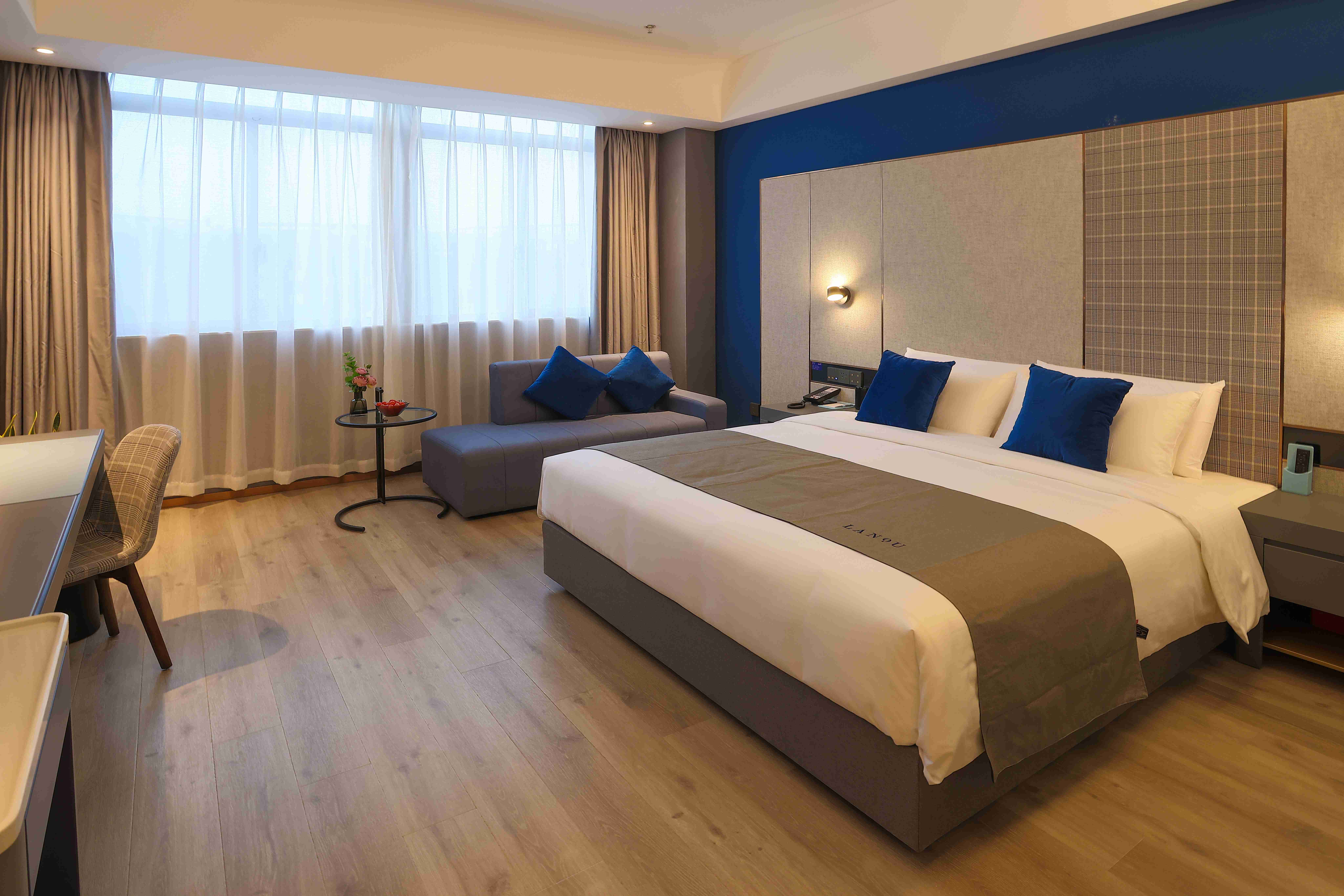 兰欧行政臻享大床房