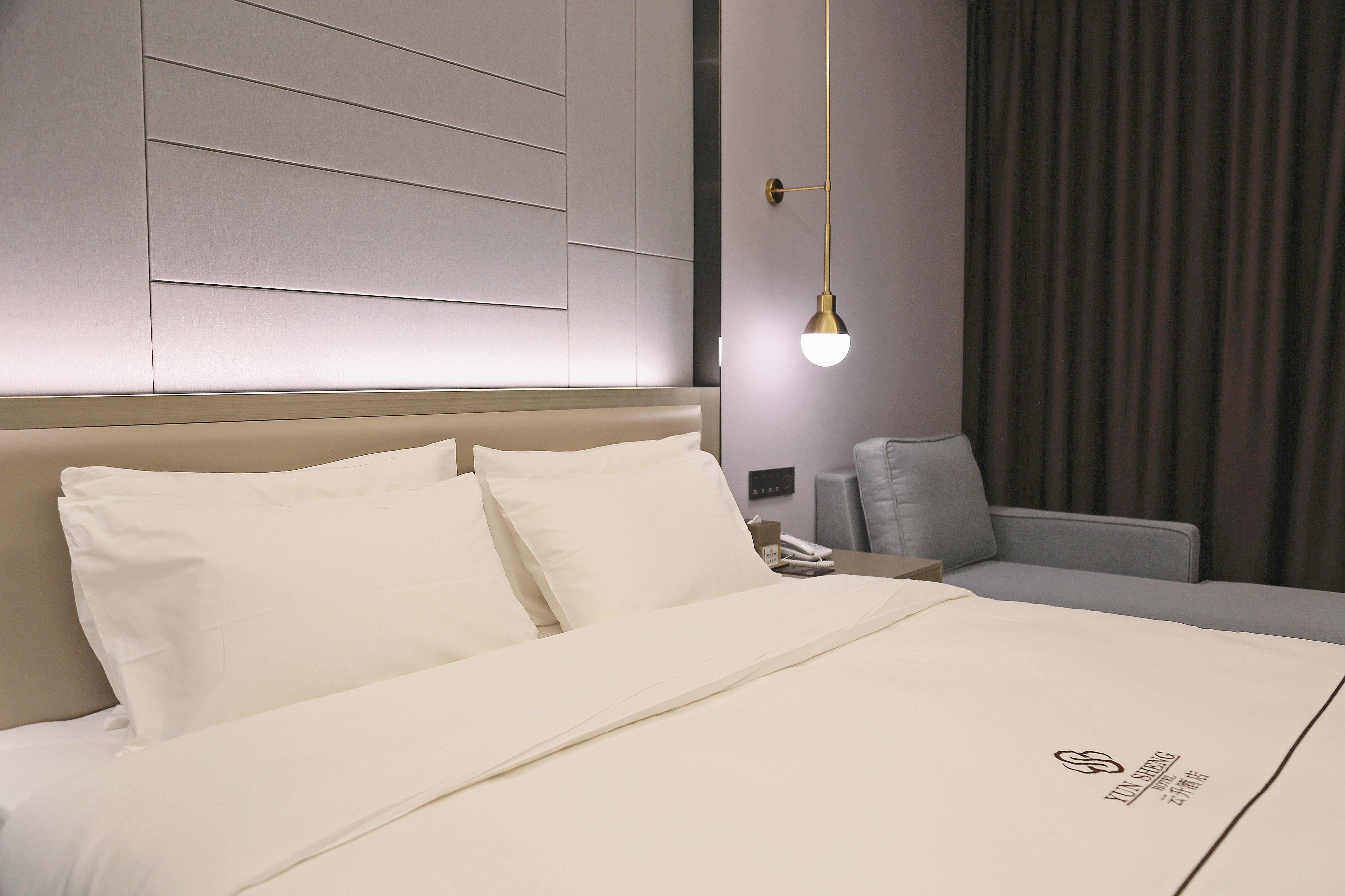 轻享舒适大床房