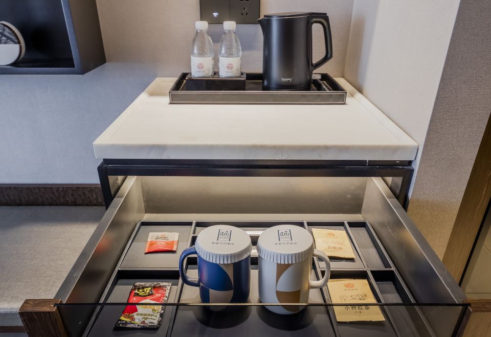 高级大床房【欧式风格+投屏电视+智能客控】