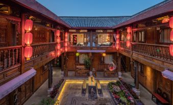 Jiuqi Fuxiang Inn (Lijiang Ancient City Dashuiche Branch)