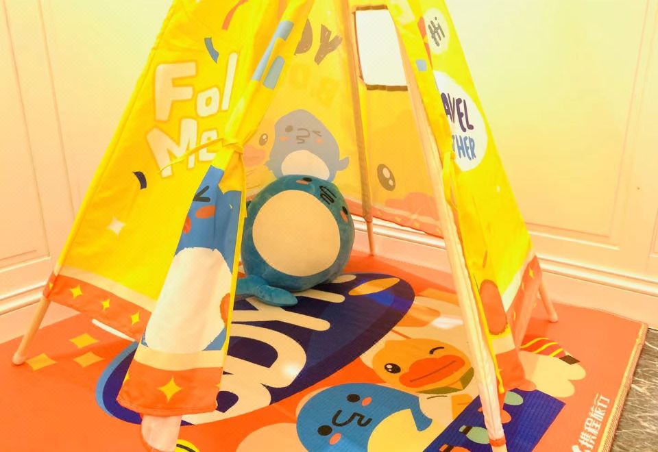 B-DUCK黄鸭亲子家庭套房（享大客厅，黄鸭玩偶陪伴）