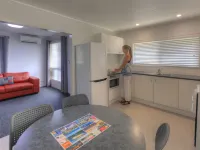 Alex Beach Cabins and Tourist Park Hotels in Mooloolaba