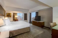 Crowne Plaza SEATTLE-DOWNTOWN by IHG with No Resort Fee Hotel a 