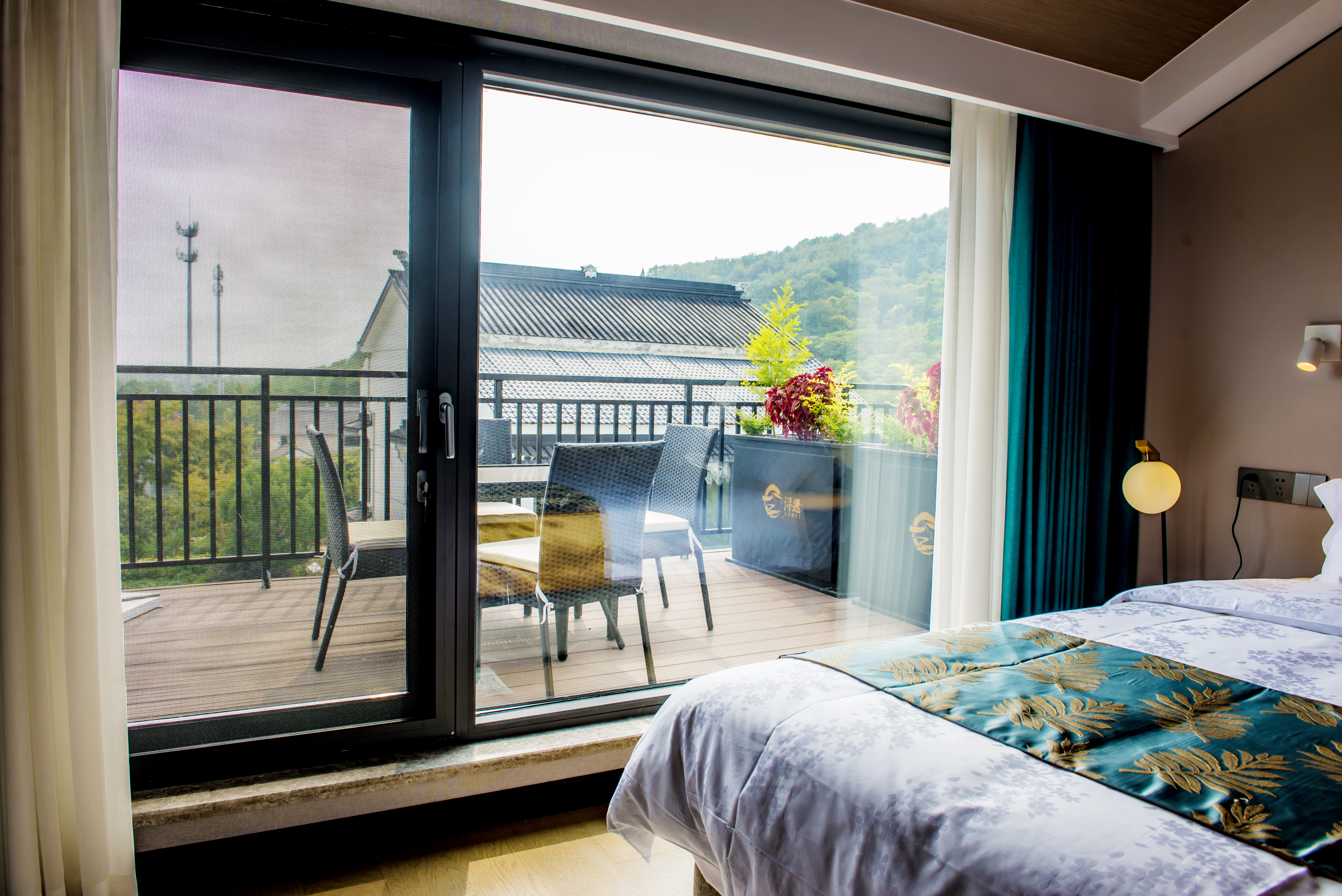 望湖-湖景大床房+智能家居