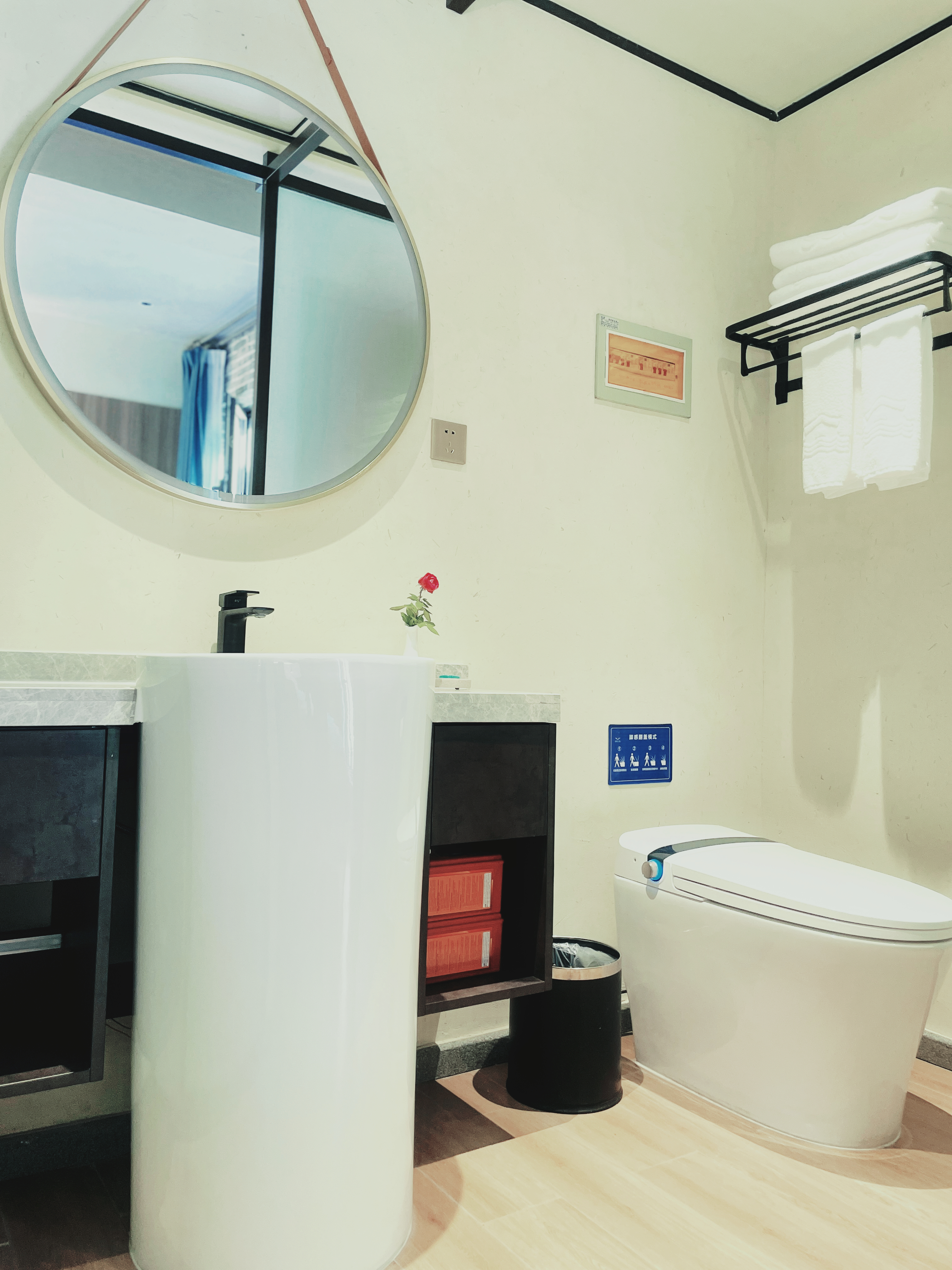 Xibaipo Baili Water Township竹逸居套房