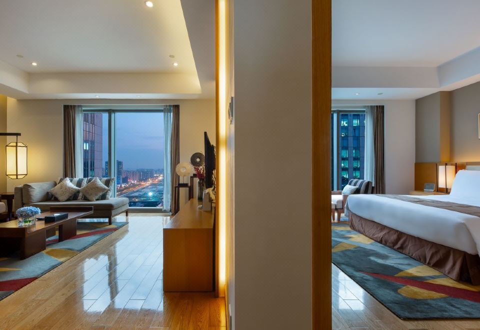 悦享双卧室舒馨套房（大客厅+SIEMENS洗烘机+厨房）