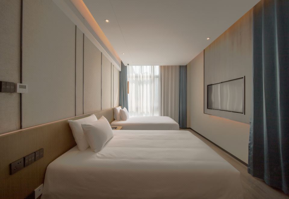 Guestroom - Garden-View (2 beds)