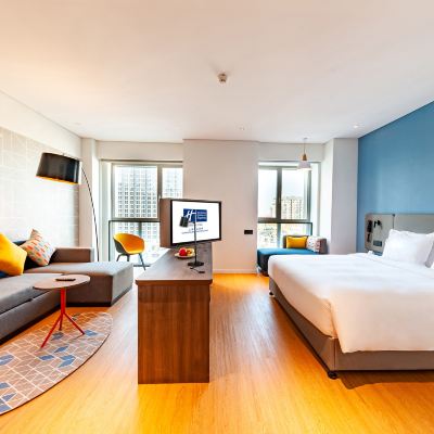 智選套房（大床） 上海寶山寶楊智選假日飯店優惠