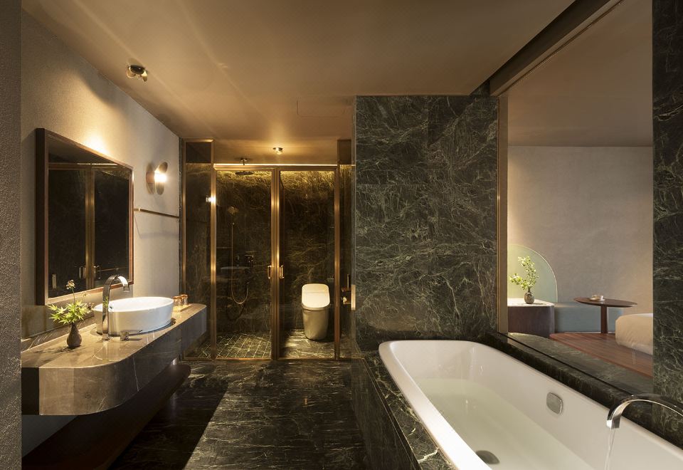 豪華湖景雙臥家庭套房