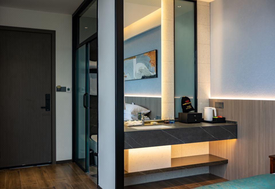 Zhongzhou Yueyin Fuxishan Huimeng Mountain ResidenceQueen Room With Mountain View