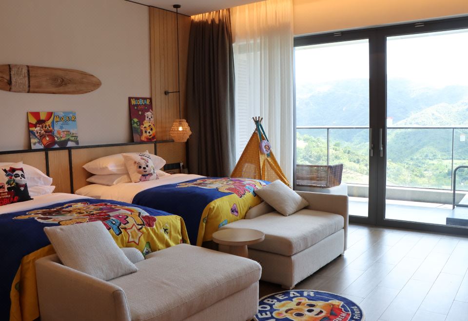X Resort Xunliao Bay HuizhouFamily Twin Room (Little Bear Neo Theme)