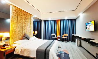 Zhanjiang exclusive Huijing Hotel (Yingzhan Plaza store)