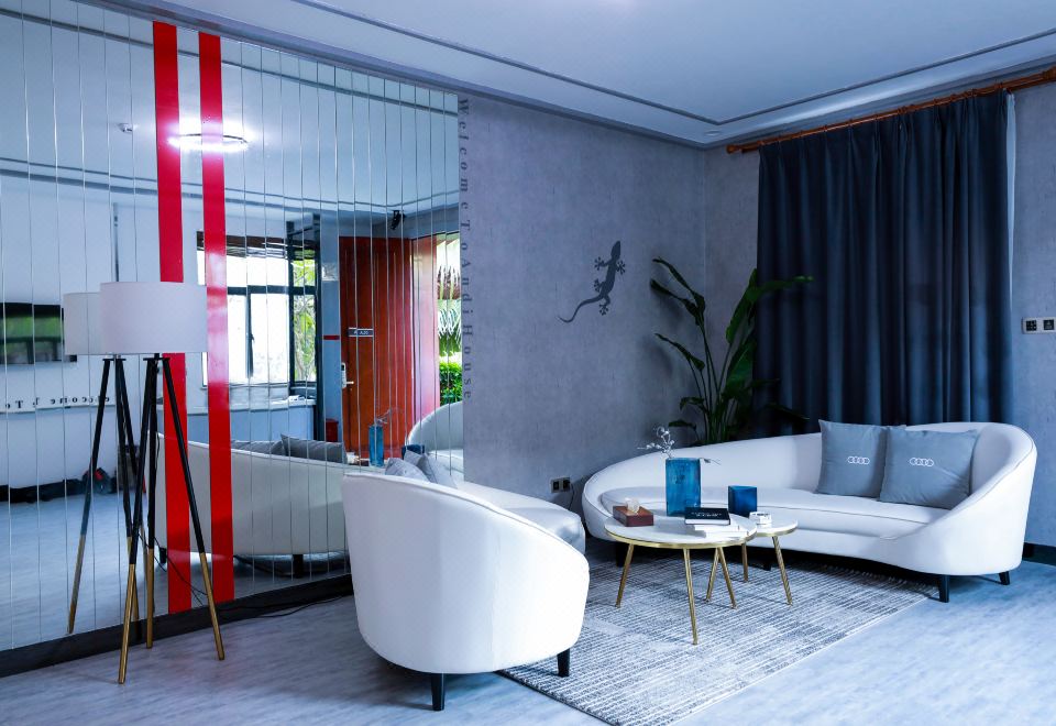 Baodun Lake Hushan Hot Spring ResortVenice Hot Spring Suite - Near Water (Soaking tub)