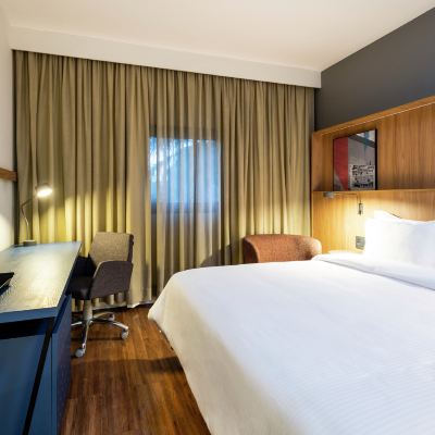 Queen Room 瓜魯由斯機場希爾頓歡朋酒店優惠