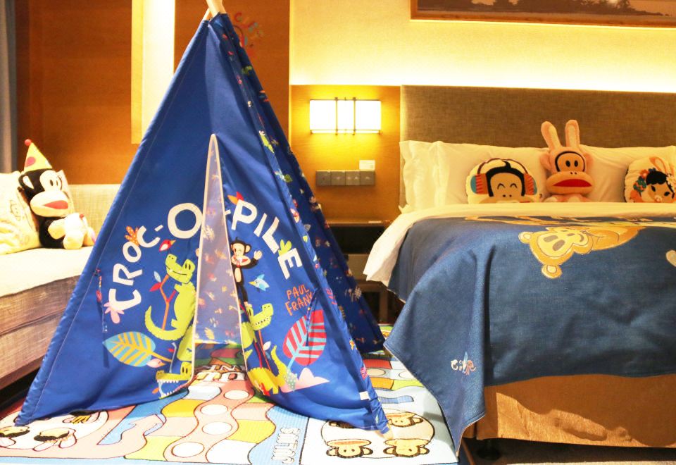 Crowne Plaza Hangzhou One Thousand Island LakePaul Frank Family Theme Room