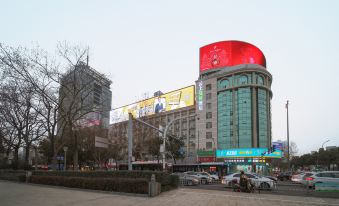 Yunshang Manju Hotel (Ningbo Tianyi Square Yintai)