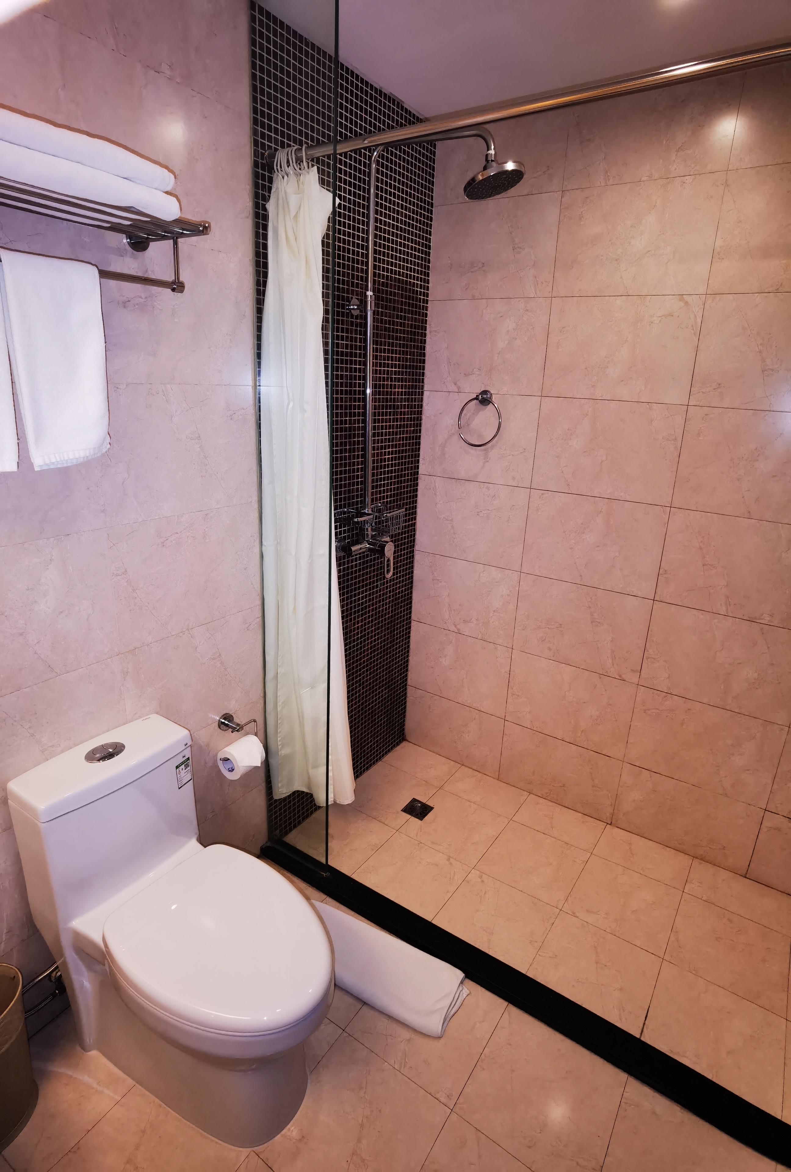 商务楼高级大床房