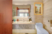 New Paris Hotel