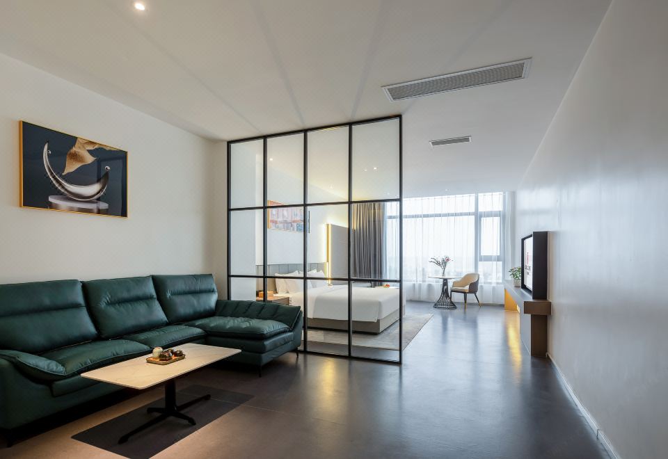 Sunshine Suite