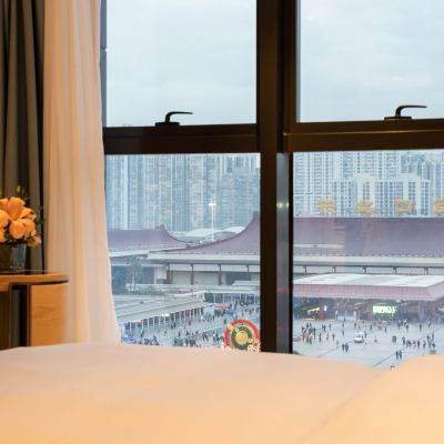 澳門觀景大床房 珠海金葉五洲皇冠酒店（拱北口岸店）優惠