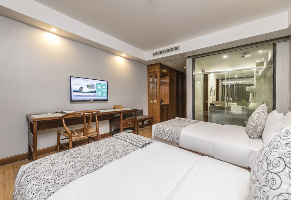 Superior Twin Room