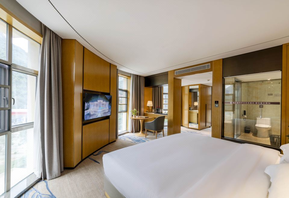 Yijing Guanlan HotelExecutive Queen Room