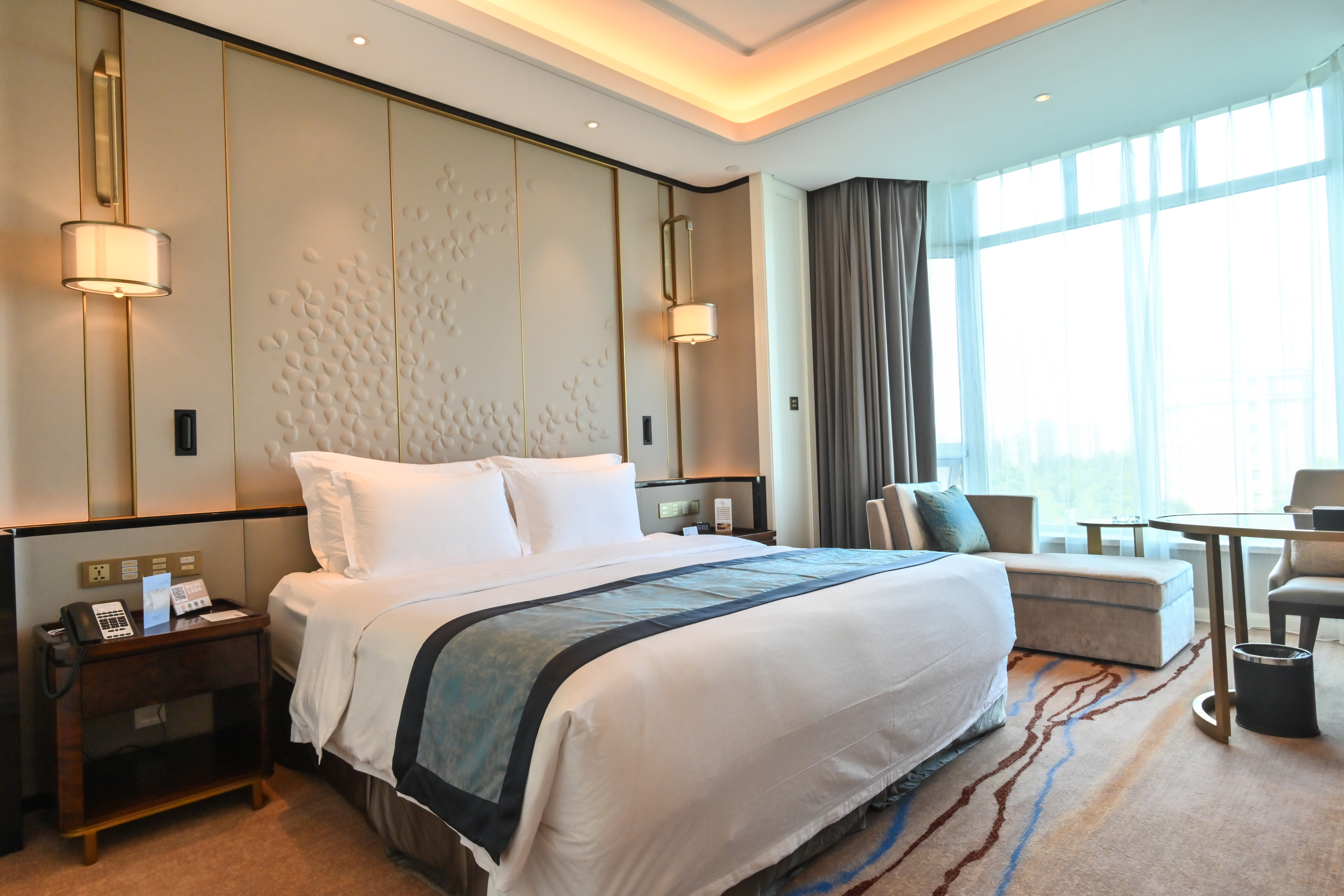 豪华市景大床房