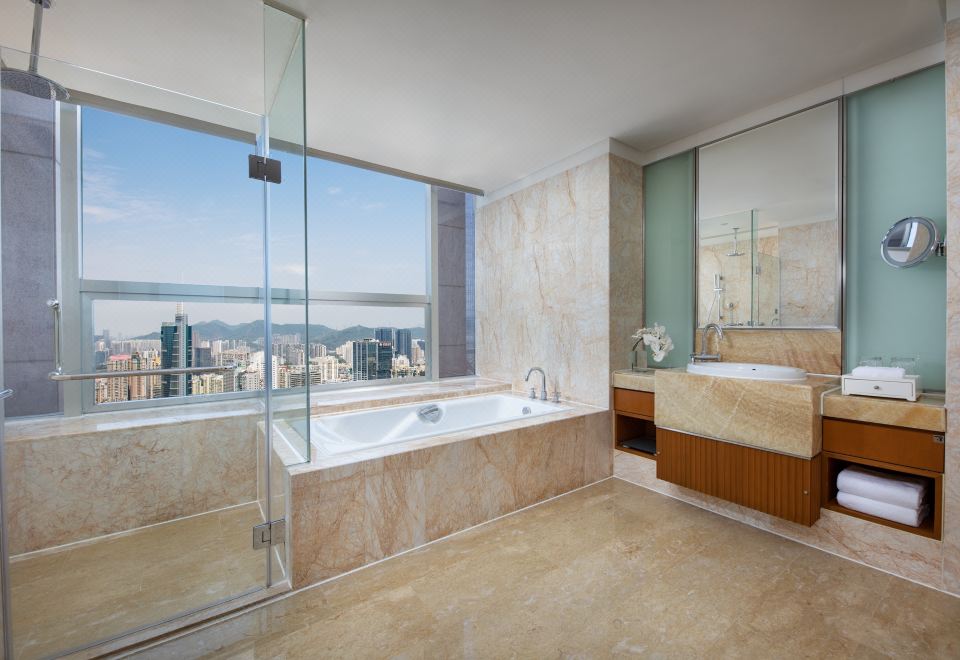 单卧大床皇冠套房