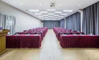 Yeste Hotel (Guilin Two Rivers Four Lakes Yushan Park)