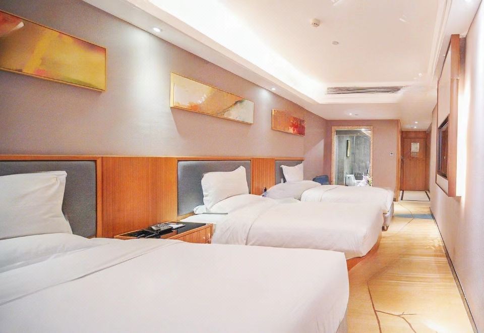 柏合高级三人房