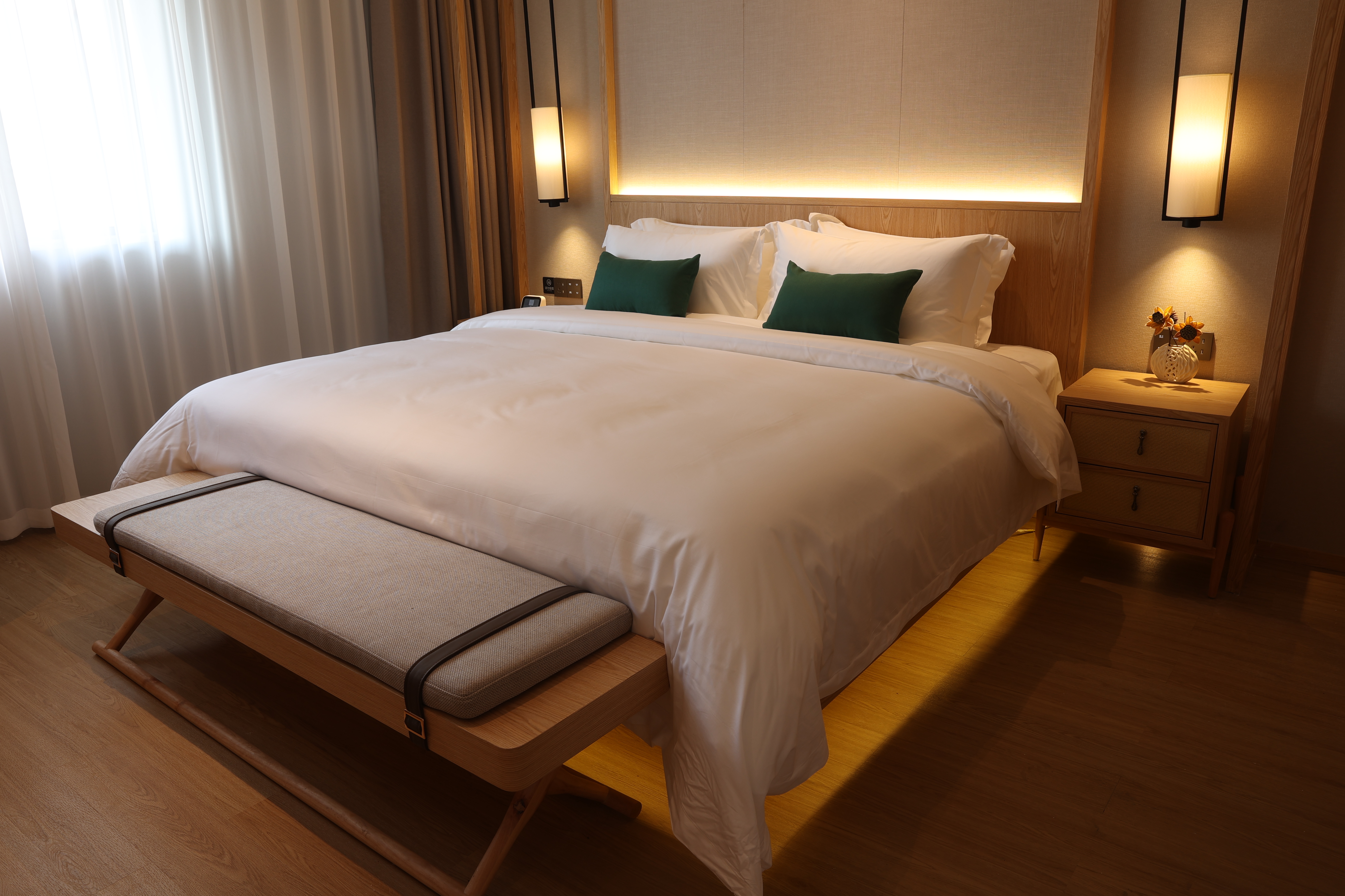 静居庭院套房[独立卧室-客厅-庭院-双衞-浴缸-机麻]