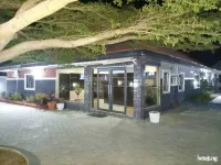 （克拉米斯豪華酒店喬斯） 酒店