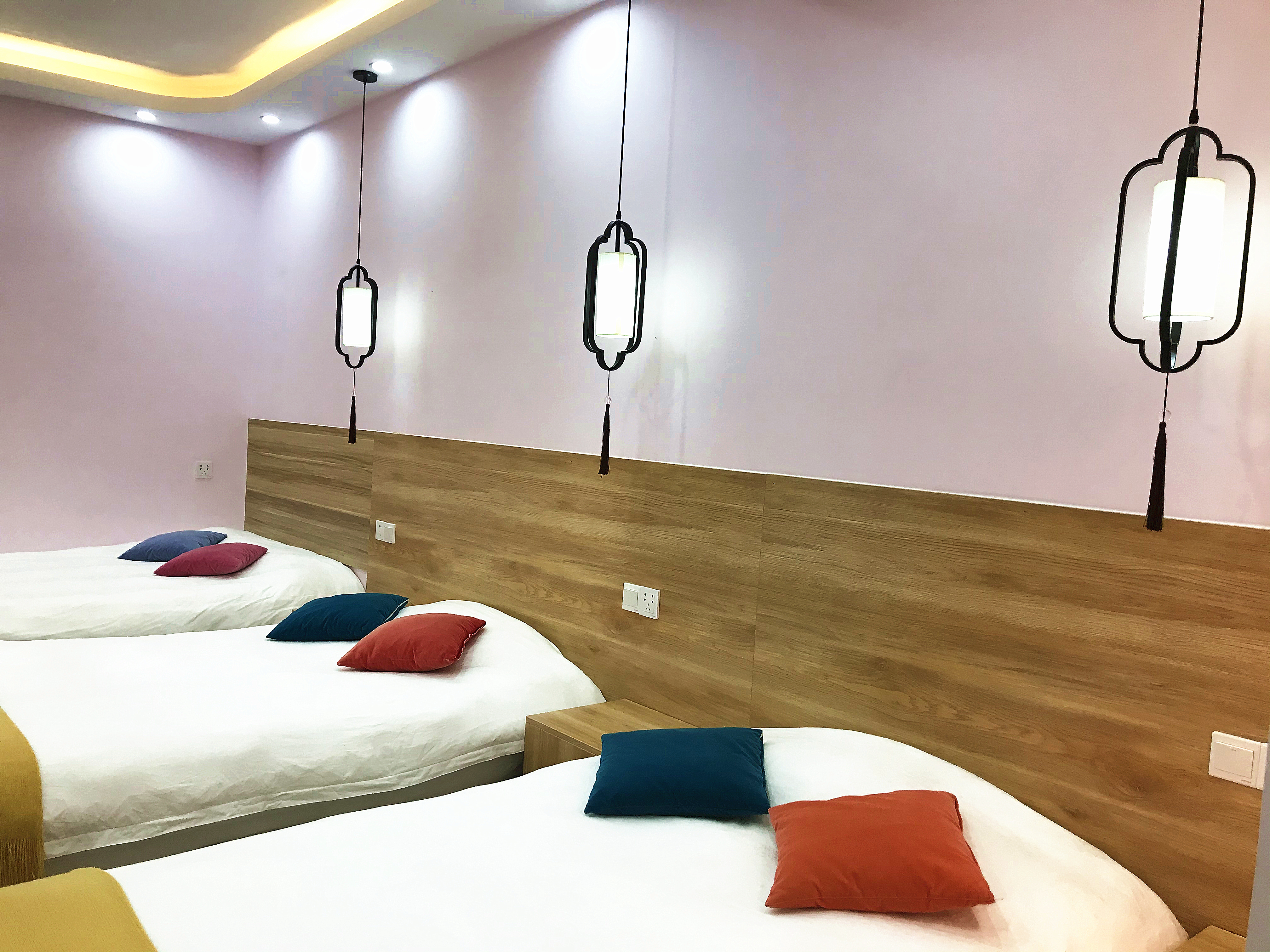 舒適四人間（204）