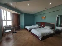 Weihui Yiju Hotel (Bus Station)
