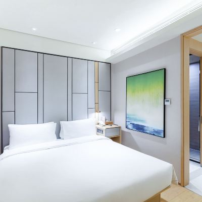 大床房 全季飯店（上海黃浦濱江西藏南路店）優惠