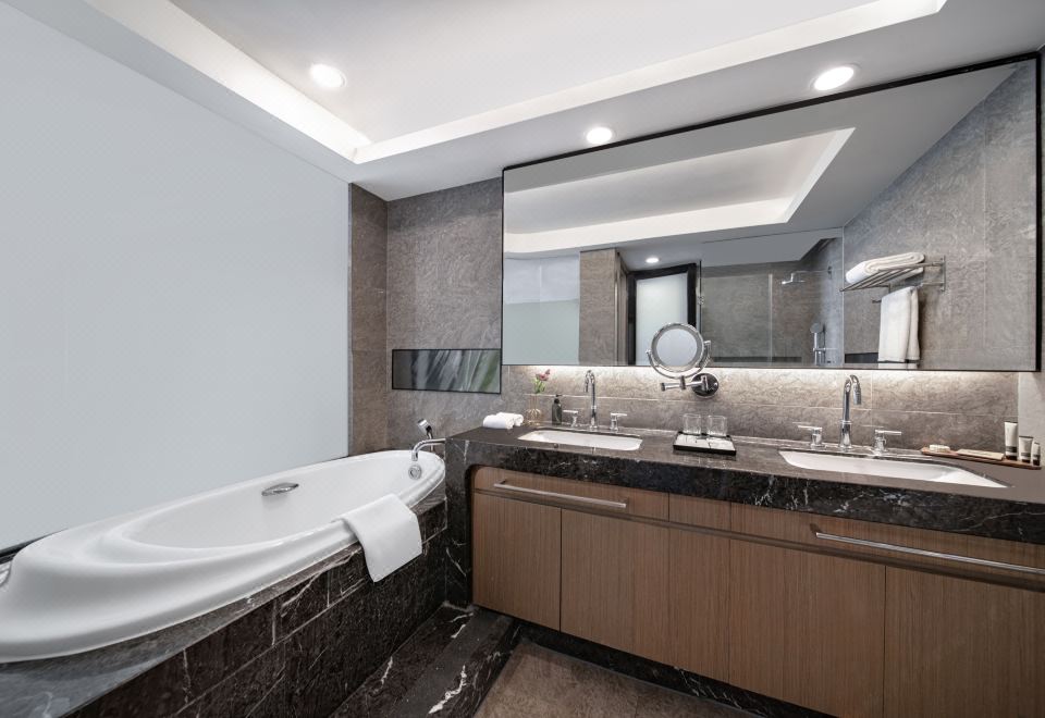 三房豪華行政套房