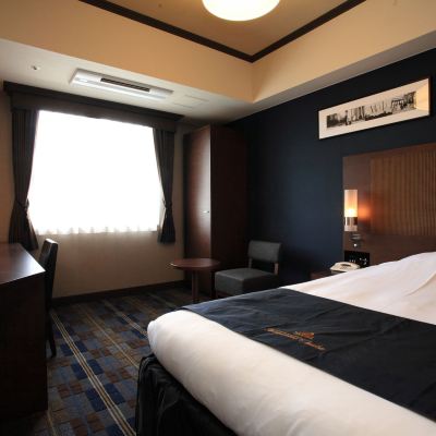 スモールダブルルーム(禁煙) ホテルモントレ グラスミア大阪 クーポン