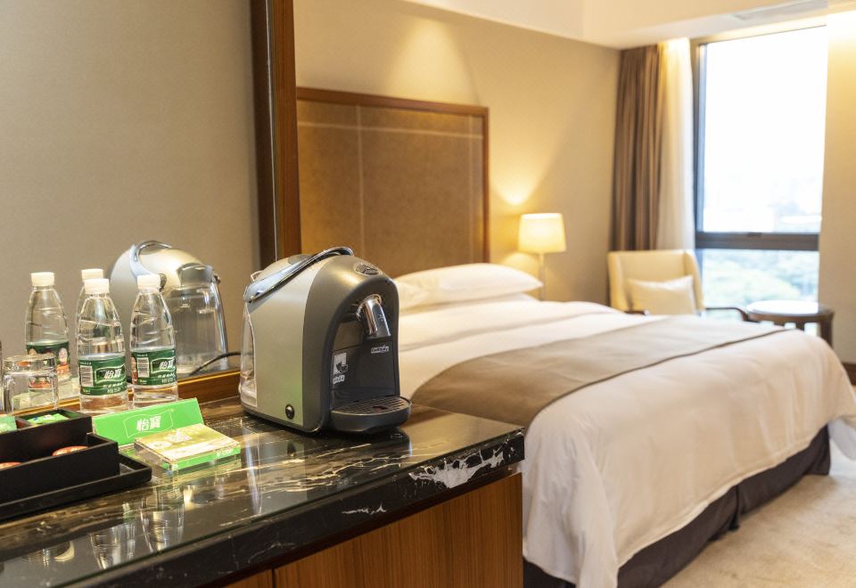 The L'Hermitage Hotel ShenzhenDeluxe Queen Room