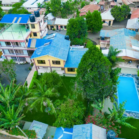 Runako Lodge